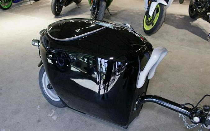 2010 Harley-Davidson® FLHR - Road King + 2011 Unigo Trailer