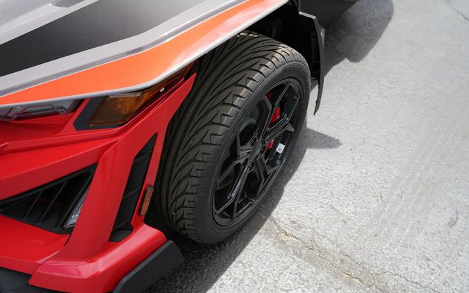 2026 Polaris Slingshot R AutoDrive Radiant Gray with Indy Red Pearl