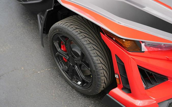 2026 Polaris Slingshot R AutoDrive Radiant Gray with Indy Red Pearl