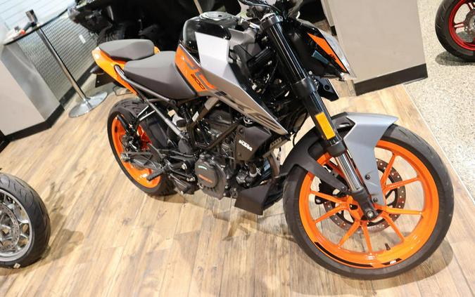 2023 KTM F4188W2