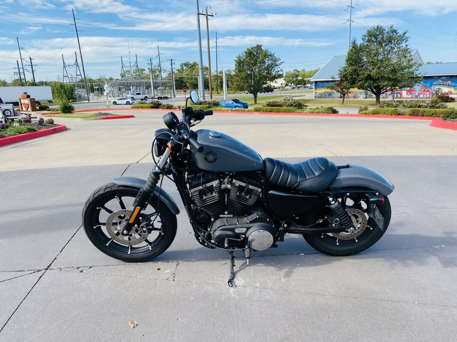 2022 Harley-Davidson Iron 883 XL883N