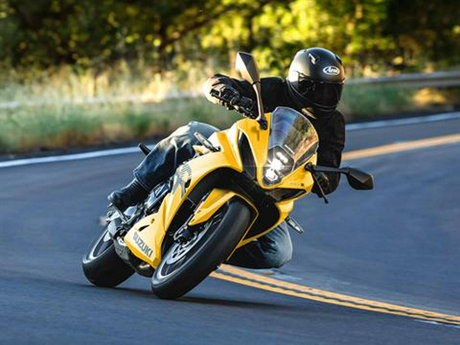 2025 Suzuki GSX-8R