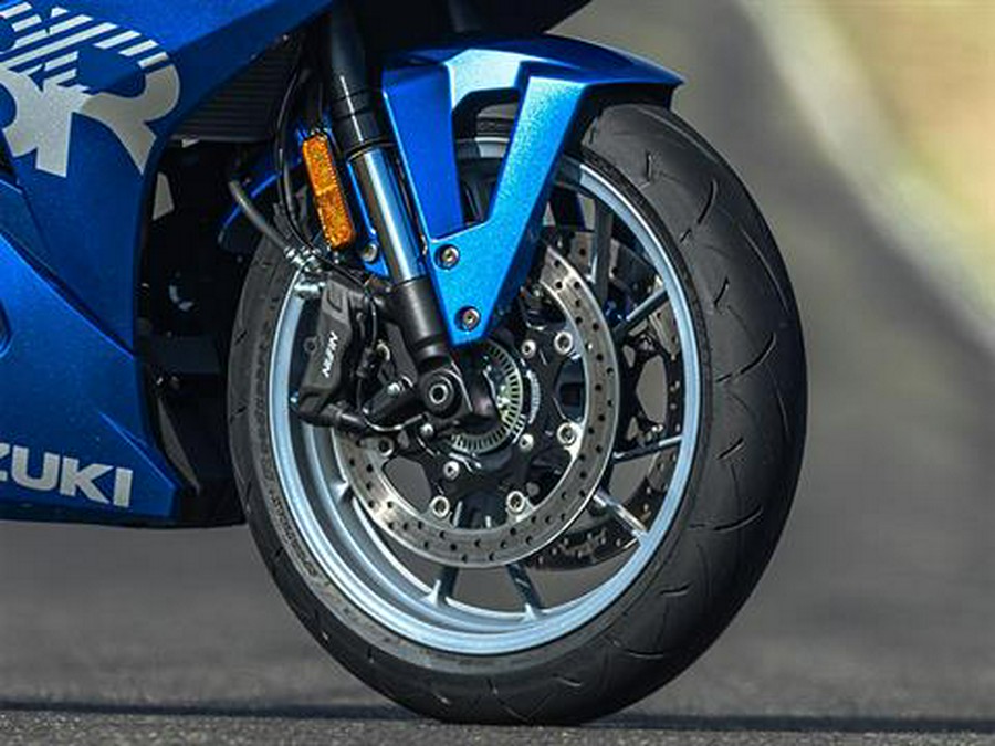2025 Suzuki GSX-8R