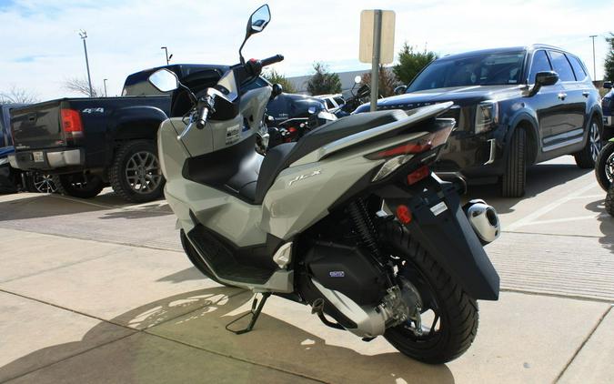 2025 Honda® PCX160AS