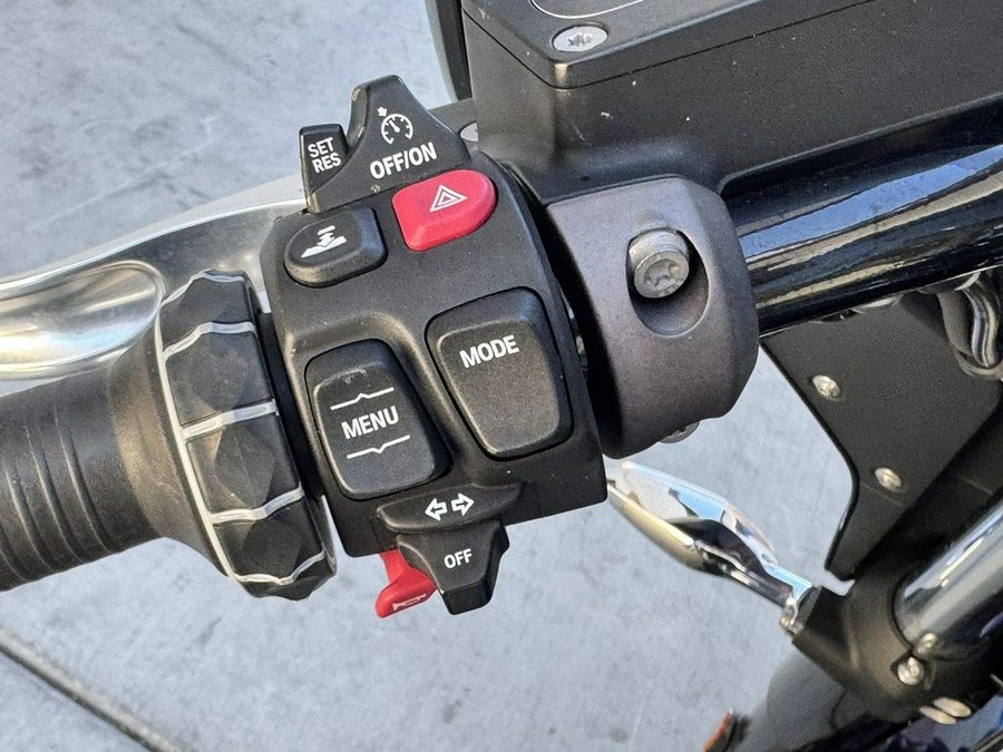 2022 BMW R 18 B 719 Galaxy Dust Metallic/Titan Silver 2 Metallic