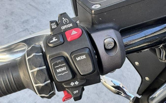 2022 BMW R 18 B 719 Galaxy Dust Metallic/Titan Silver 2 Metallic