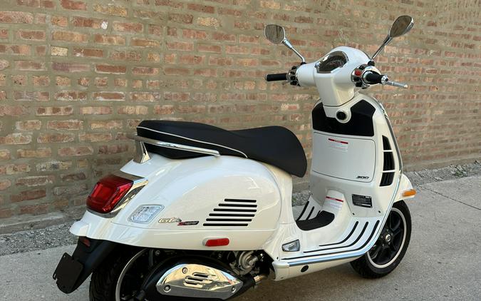 2025 Vespa GTS 300 Super