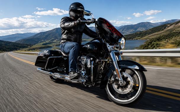 2016 HARLEY-DAVIDSON FLHXS - F655277