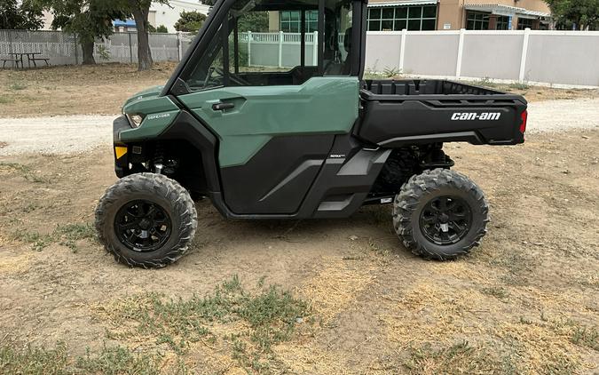 2026 Can-Am DEFENDER DPS CAB HD10