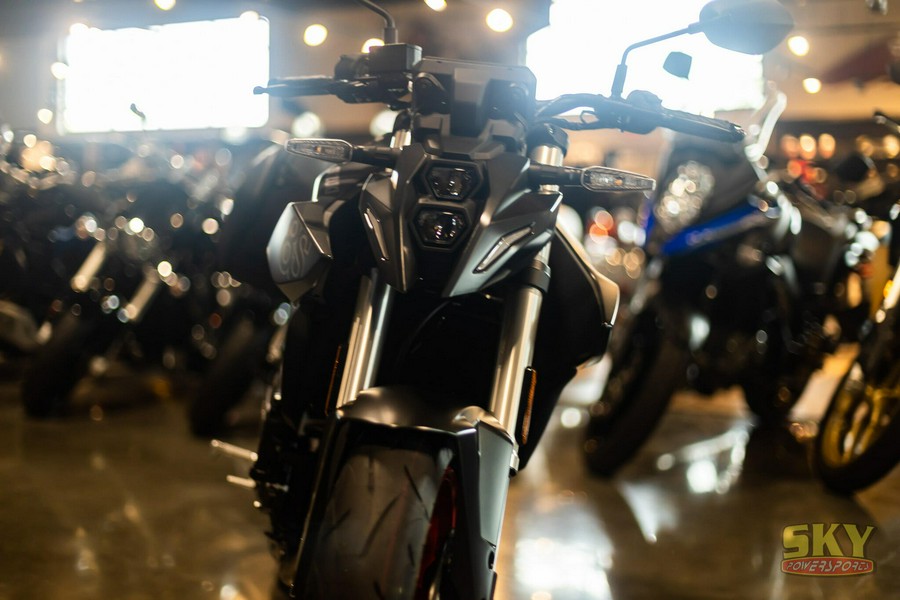 2025 Suzuki GSX8S