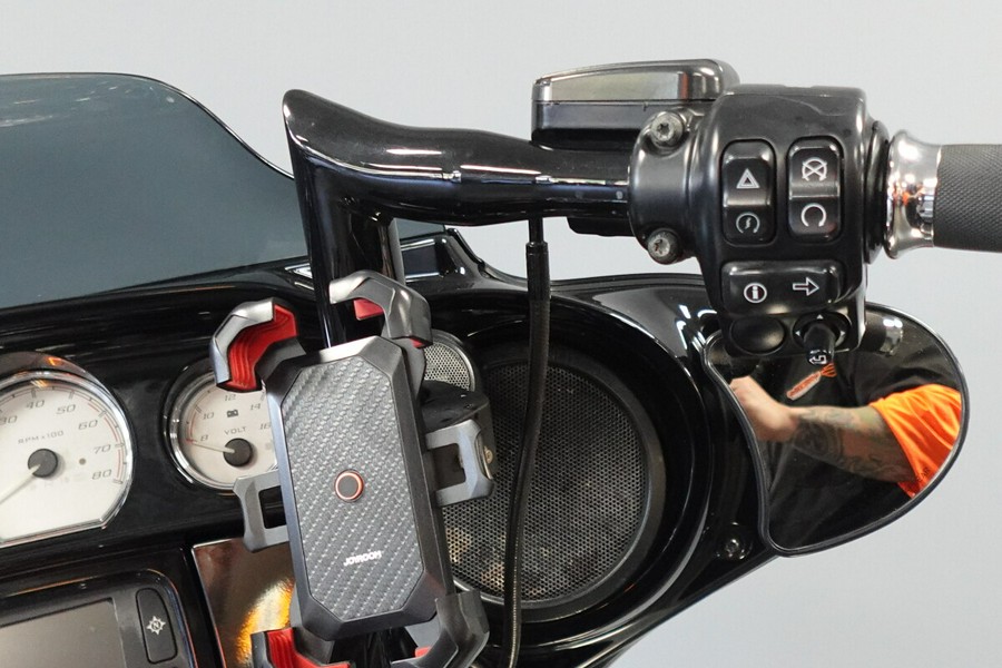 2014 Harley-Davidson Street Glide Special