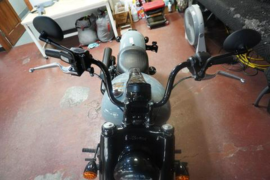 2024 Indian Motorcycle Chief Bobber Dark Horse®