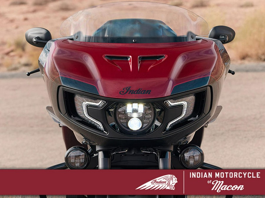 2026 Indian Motorcycle® Indian Challenger 125th Anniversary Edition 125th Anniversary Red with Blac