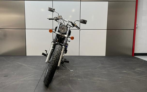 2005 Suzuki Boulevard S40