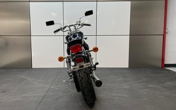 2005 Suzuki Boulevard S40