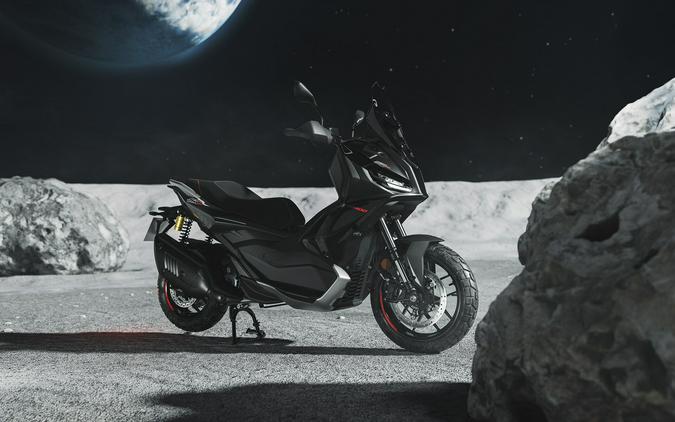 2027 Aprilia SR GT 400