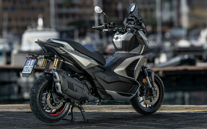 2027 Aprilia SR GT 400
