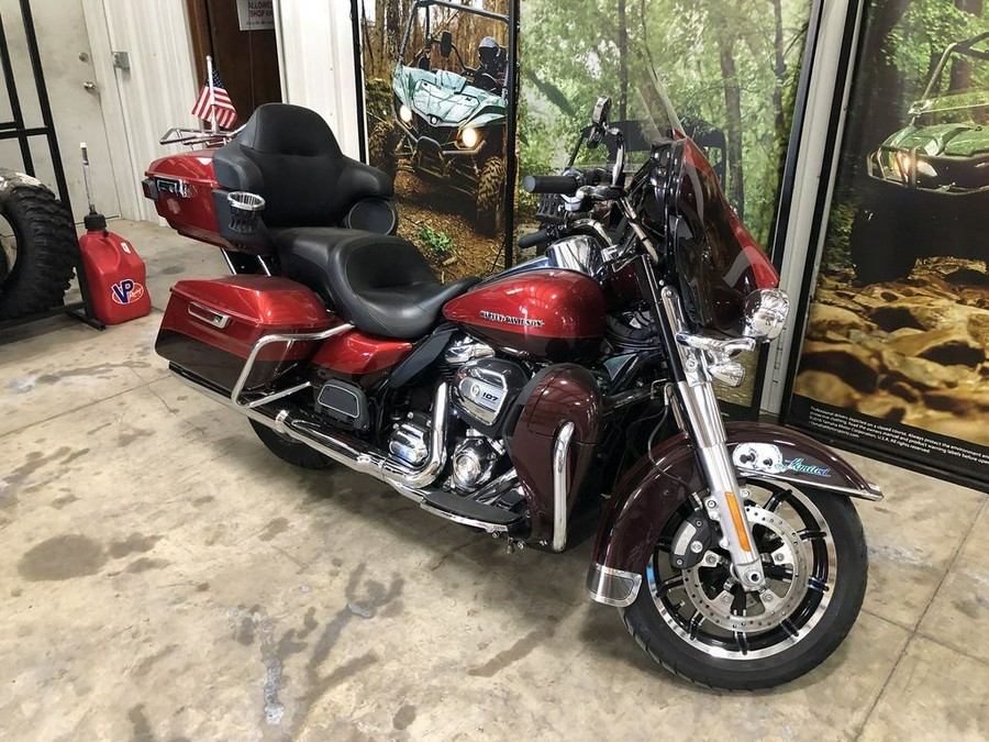 2018 Harley-Davidson® FLHTCU - Electra Glide® Ultra Classic®