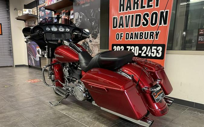 2019 Harley-Davidson® FLHX - Street Glide®