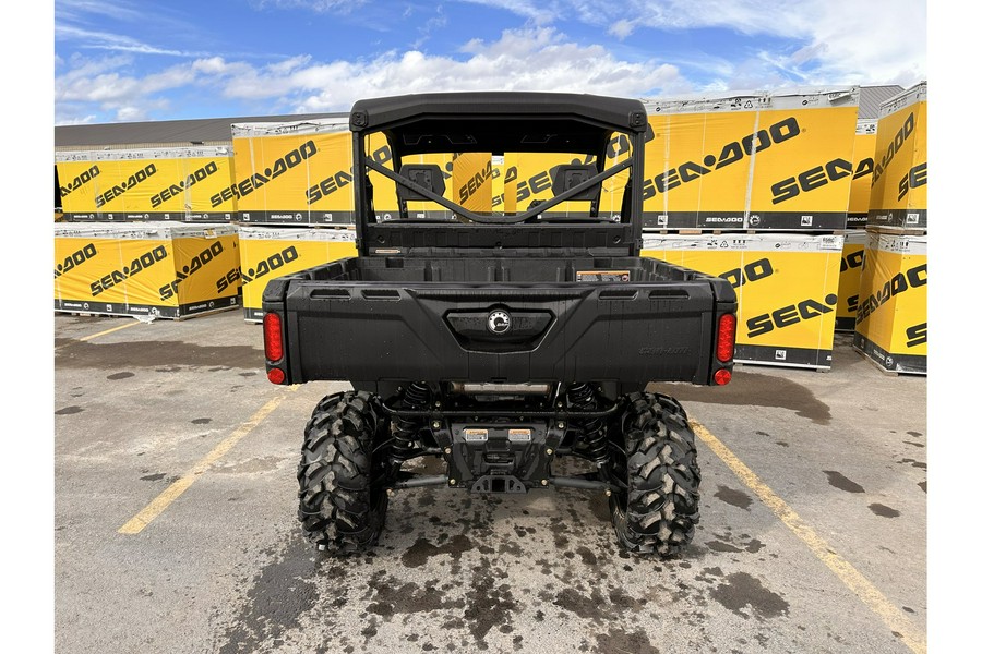 2023 Can-Am Defender XT HD10