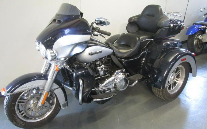 2019 Harley-Davidson® FLHTCUTG - Tri Glide® Ultra