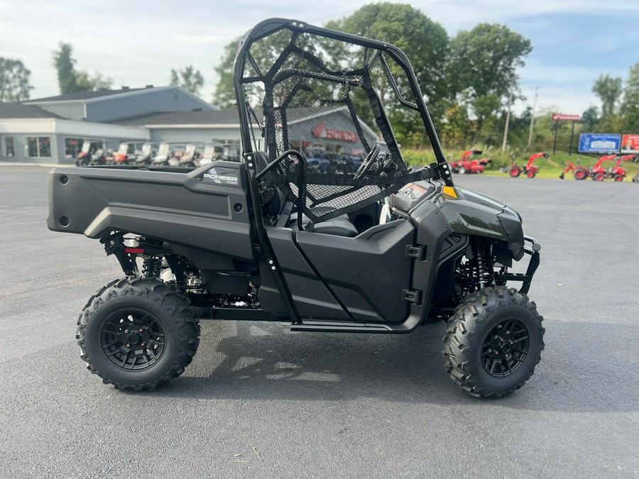 2026 Honda Pioneer 700 Deluxe