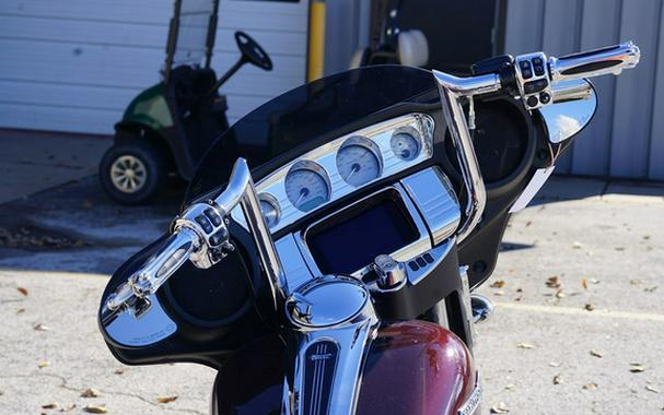 2022 Harley-Davidson FLHX - Street Glide