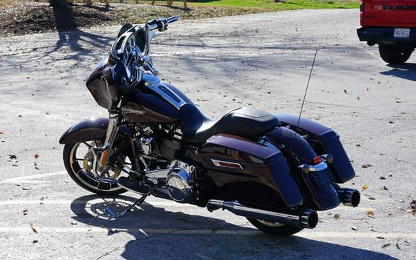 2022 Harley-Davidson FLHX - Street Glide