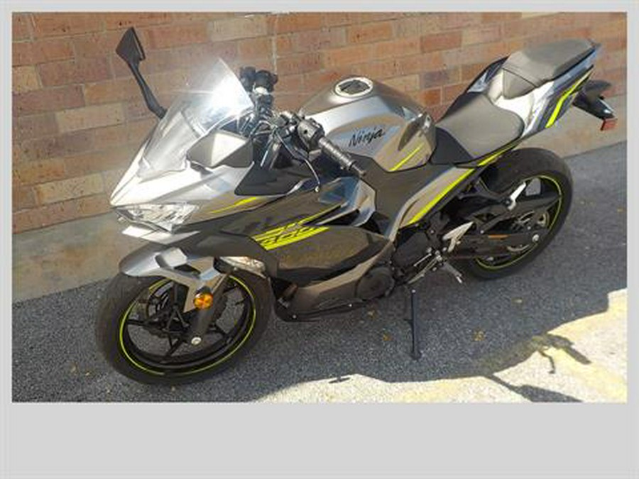 2021 Kawasaki Ninja 400 ABS