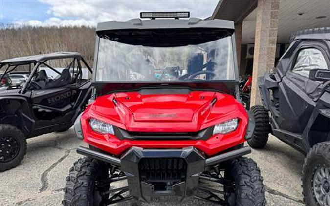 2024 Honda Pioneer 1000-6 Deluxe Crew