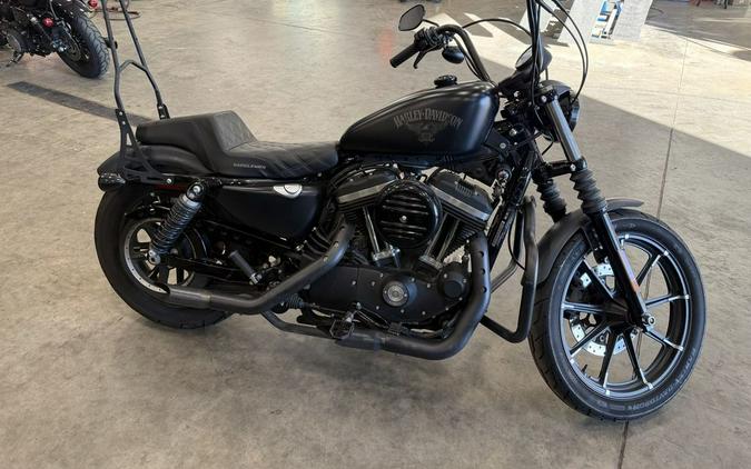 2016 Harley-Davidson® XL883N - Sportster® Iron 883™
