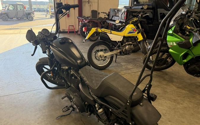 2016 Harley-Davidson® XL883N - Sportster® Iron 883™