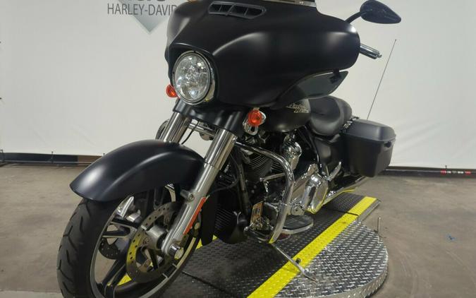 2017 Harley-Davidson® Street Glide® Special Black Denim