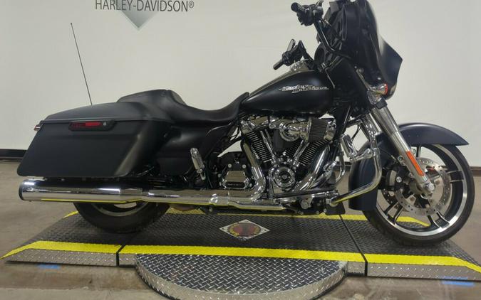 2017 Harley-Davidson® Street Glide® Special Black Denim