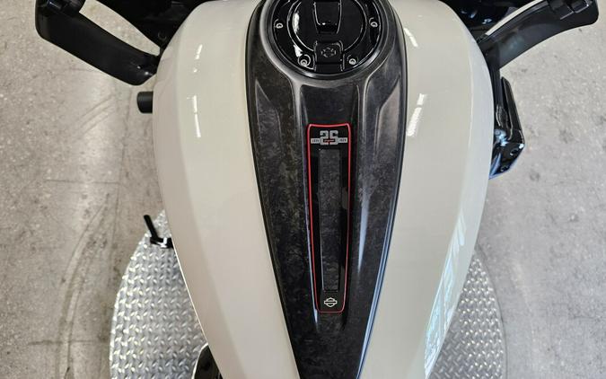 2024 Harley-Davidson® CVO™ Road Glide® ST