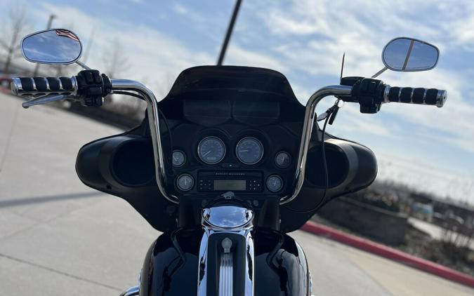 2008 Harley-Davidson® FLHTCU Electra Glide Ultra Classic® BLACK 631419