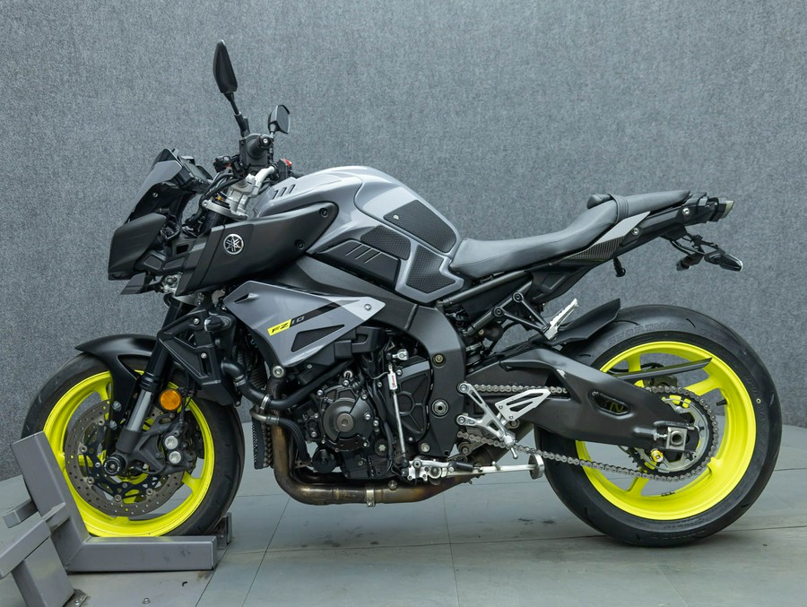 2017 YAMAHA FZ10 W/ABS