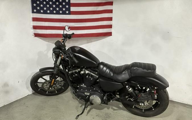 2022 Harley-Davidson Iron 883 Black Denim