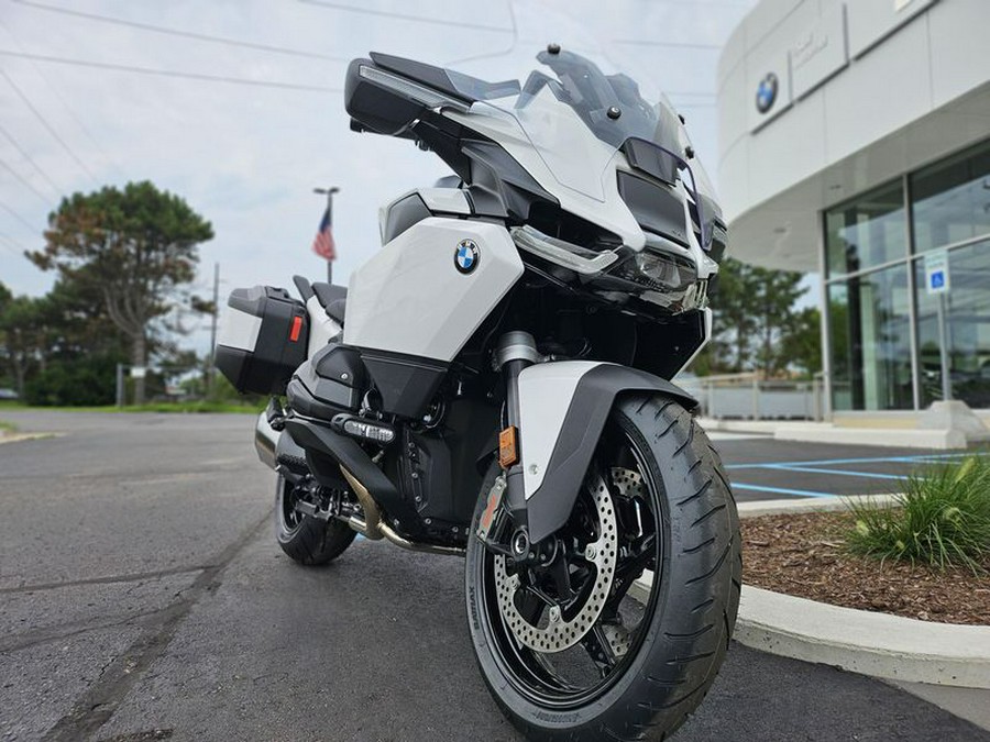 New 2026 BMW R1300RT