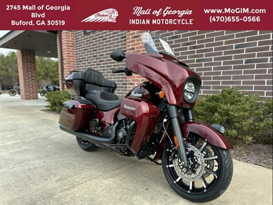 2024 Indian Motorcycle Roadmaster® Dark Horse® with PowerBand Audio Package