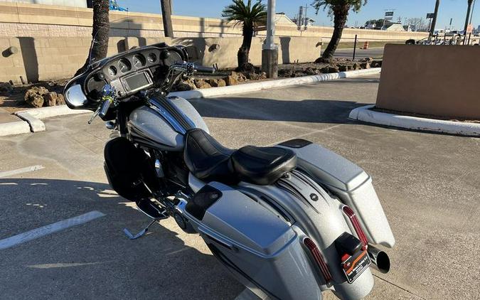 2015 Harley-Davidson® FLHXSE - CVO™ Street Glide®