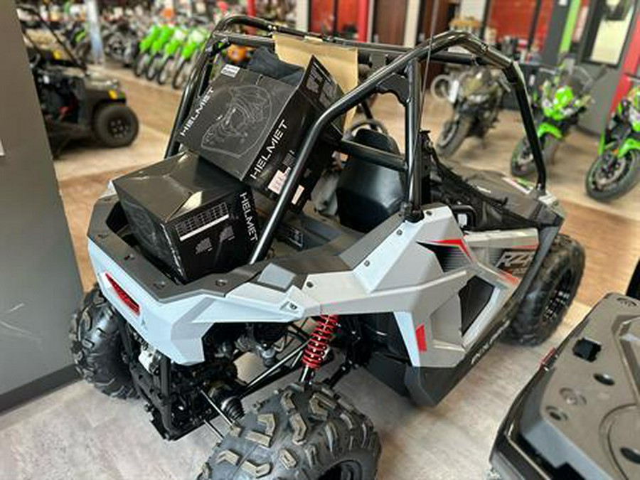 2024 Polaris RZR 200 EFI