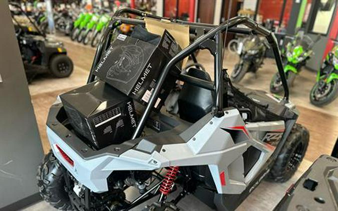 2024 Polaris RZR 200 EFI