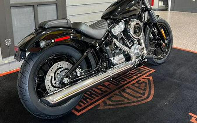 2025 Harley-Davidson® FXBB - Street Bob®