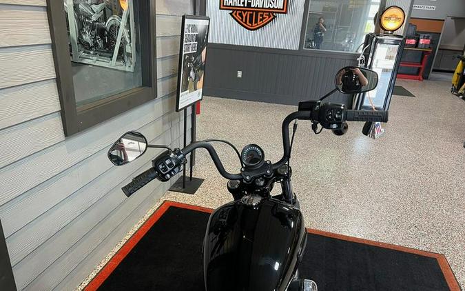 2025 Harley-Davidson® FXBB - Street Bob®
