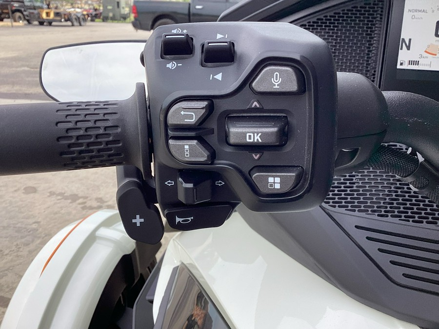 2026 Can-Am Spyder RT