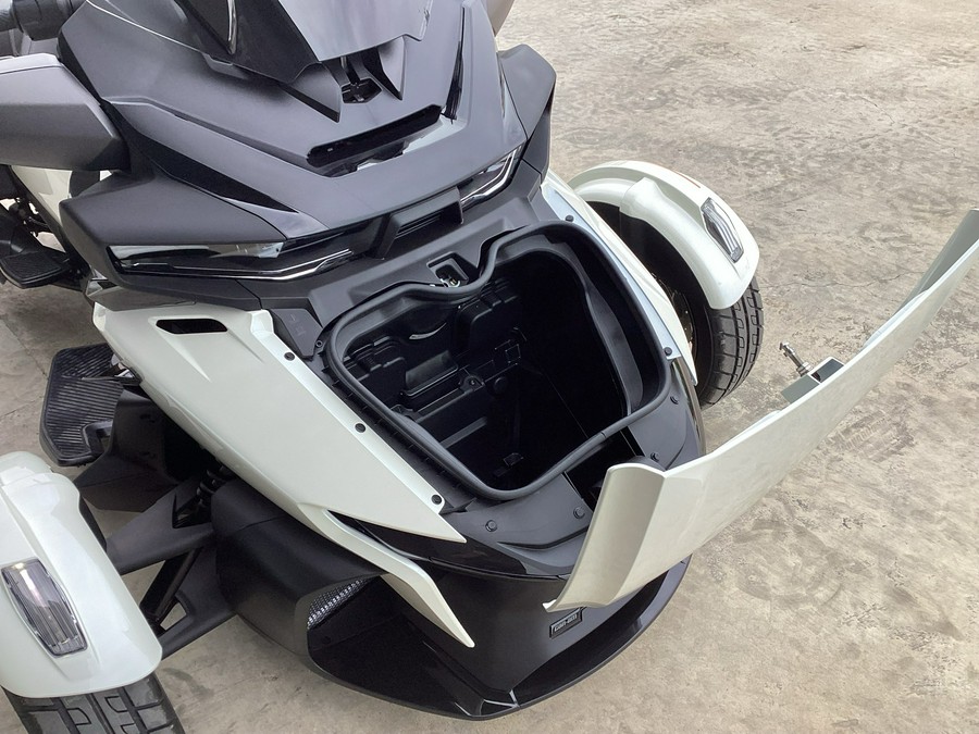 2026 Can-Am Spyder RT