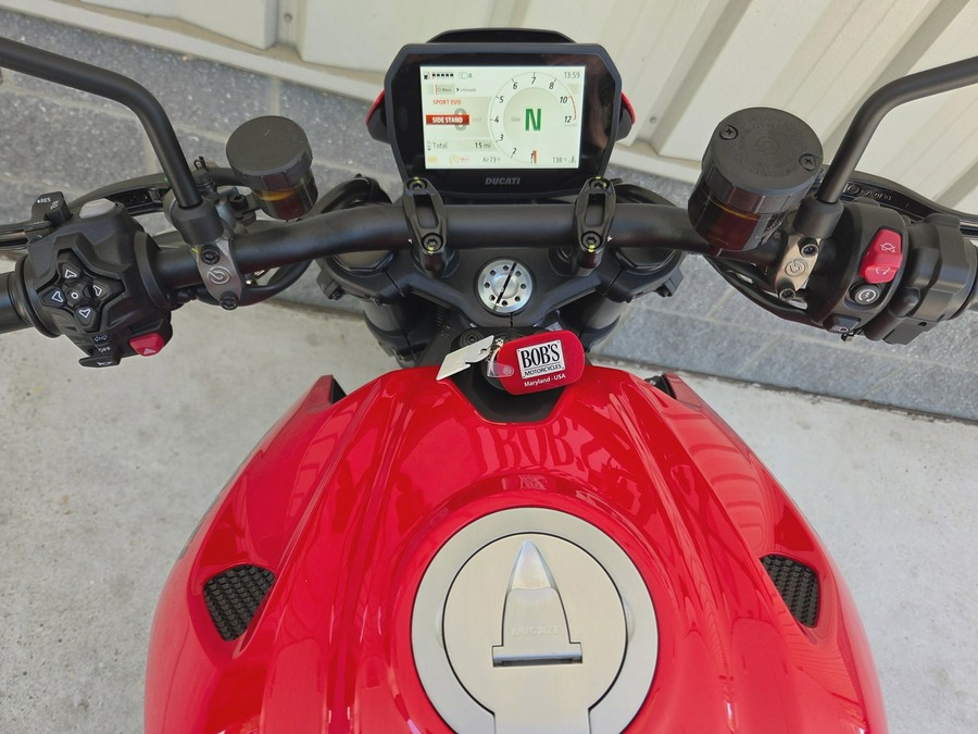 2026 DUCATI Monster + V2