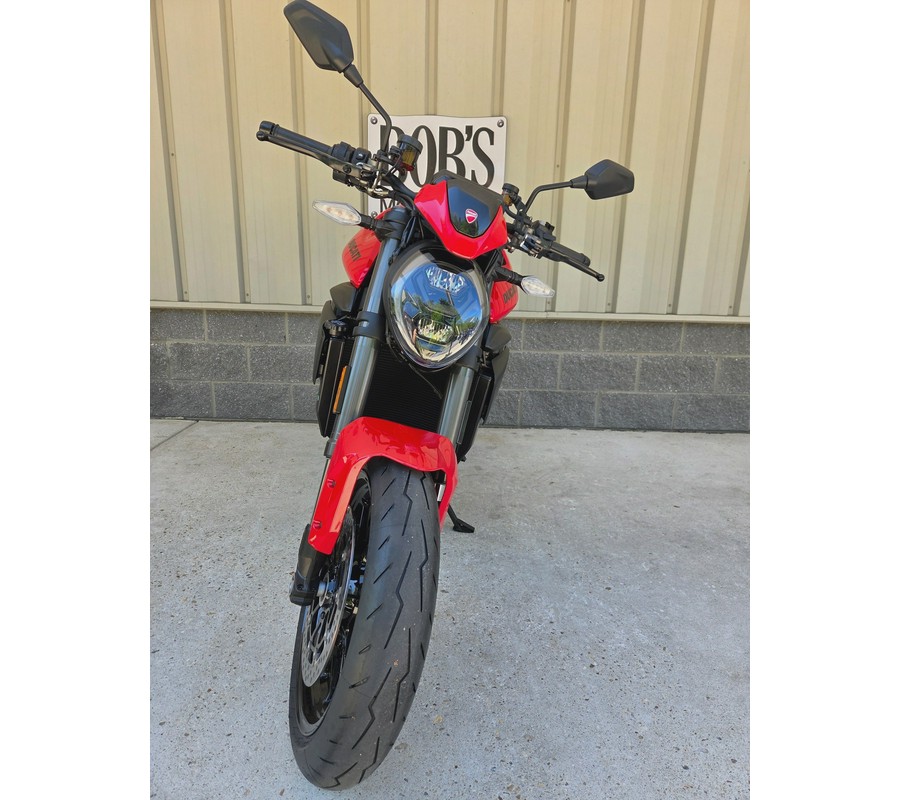2026 DUCATI Monster + V2