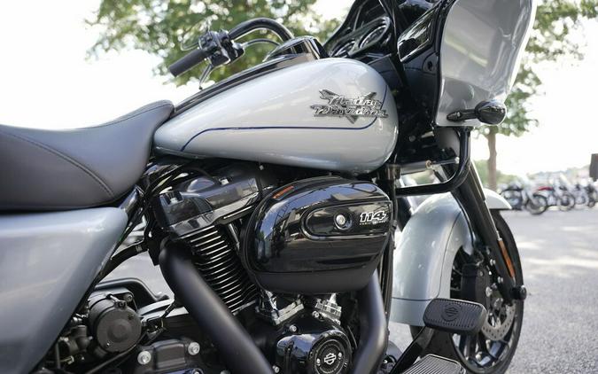 FLTRT 2025 Road Glide 3